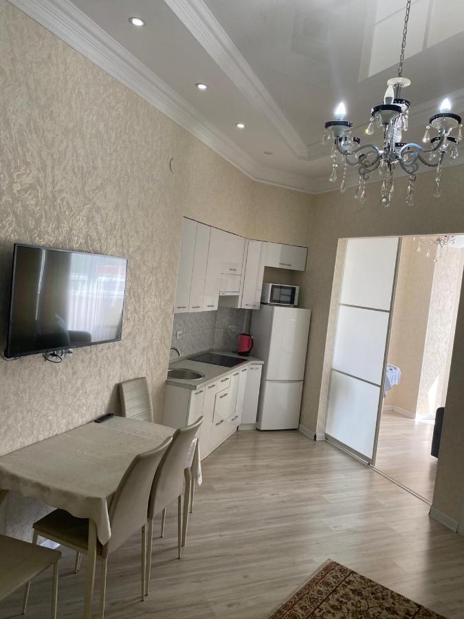 3Х Комнатная Квартира Жк Арай Appartement Alma-Ata Buitenkant foto